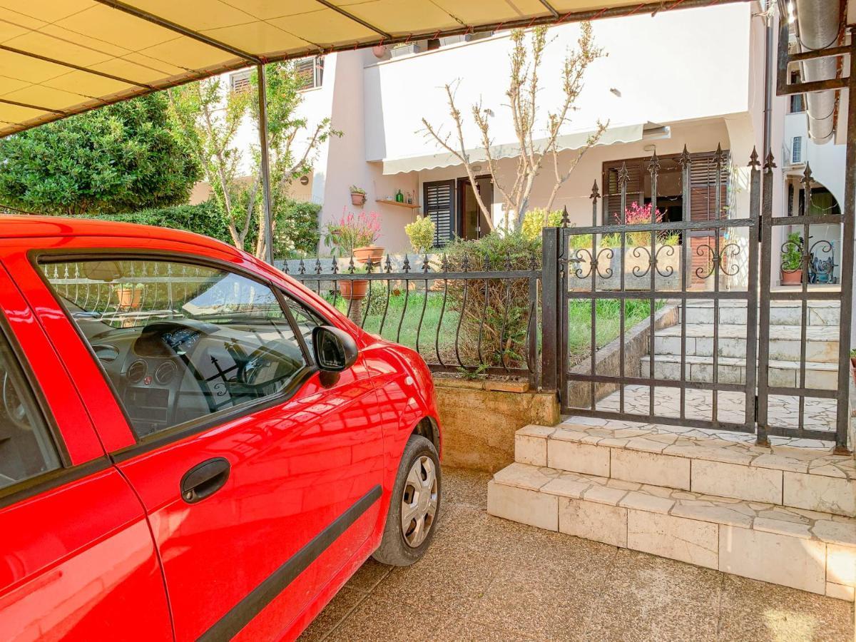 Apartmani Sincic Póla Kültér fotó