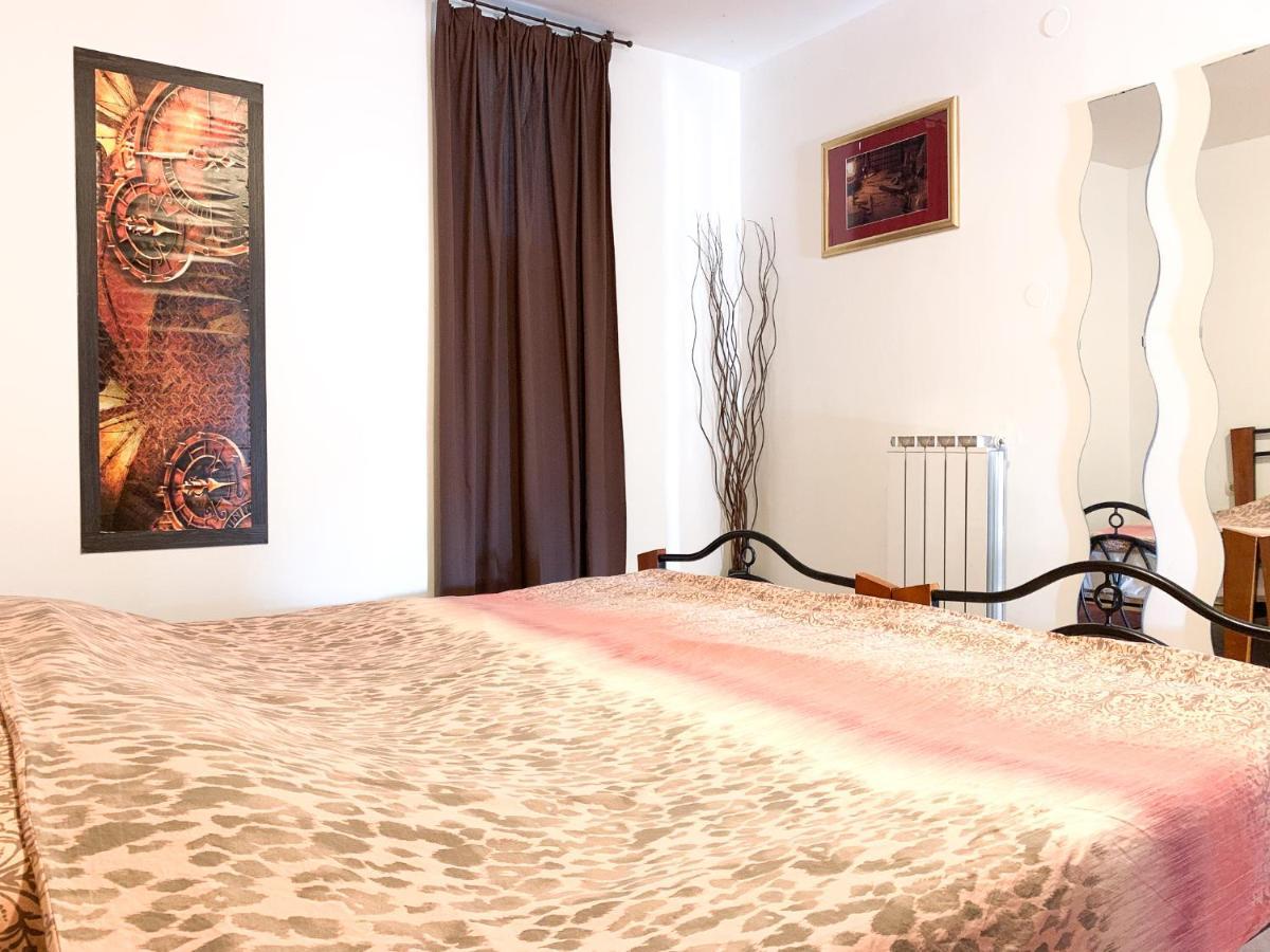 Apartmani Sincic Póla Kültér fotó